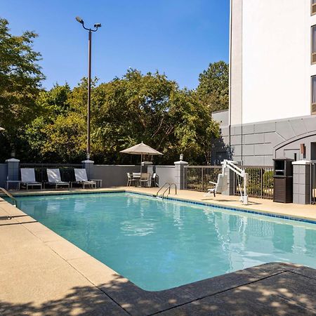 Hyatt Place Atlanta Airport South Exterior photo