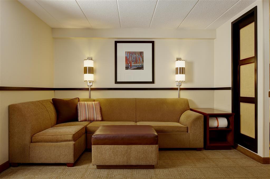 Hyatt Place Atlanta Airport South Room photo